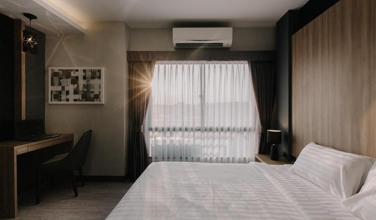 Arista Hotel Ubon Ubon Ratchathani Exteriör bild